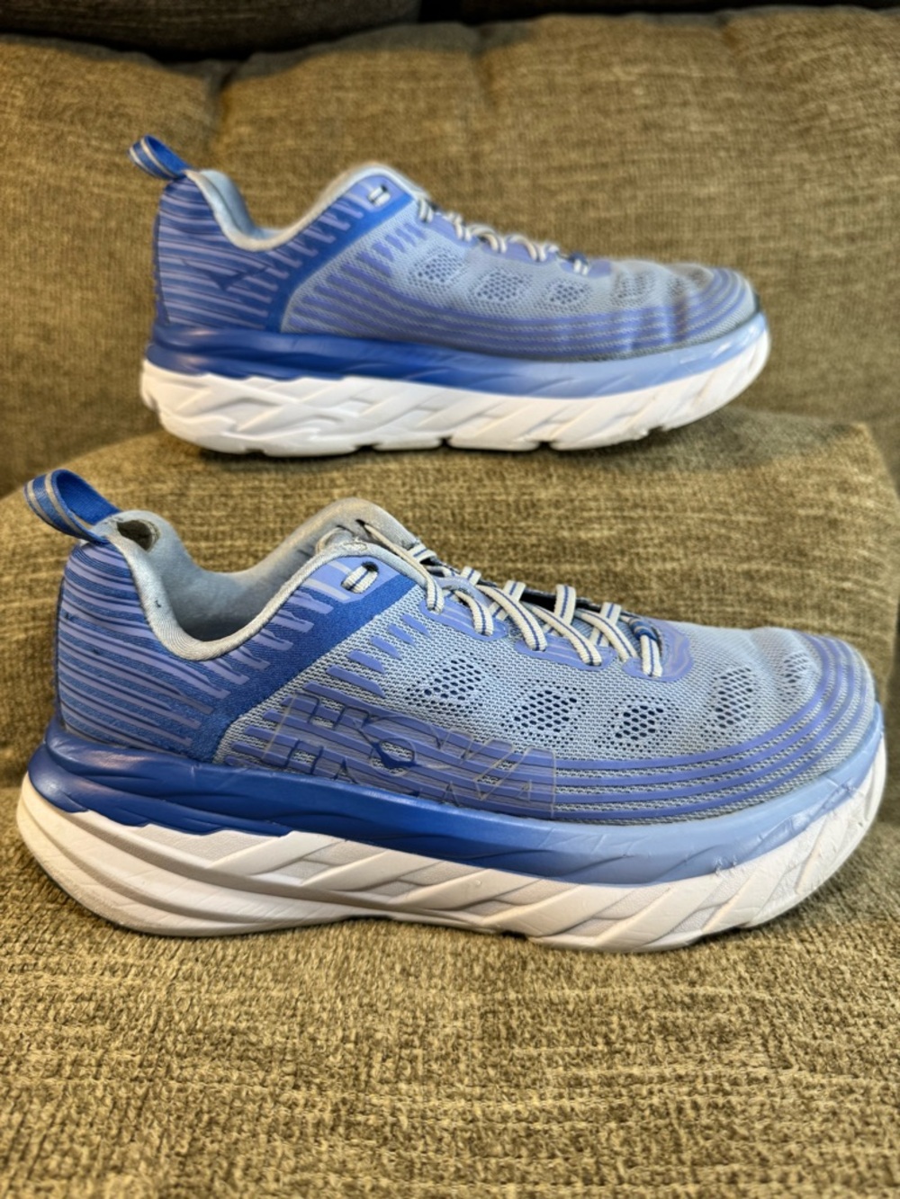 Hoka Men's One One Bondi 6 Sky Blue Sz 9